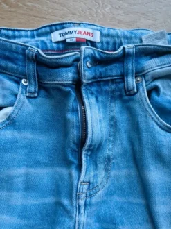 Tommy Jeans Größe 33/32