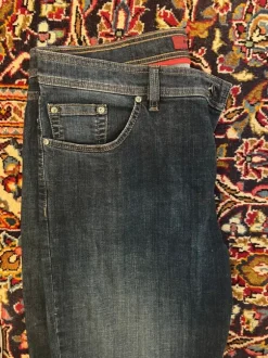 Top Pierre Cardin jeans
