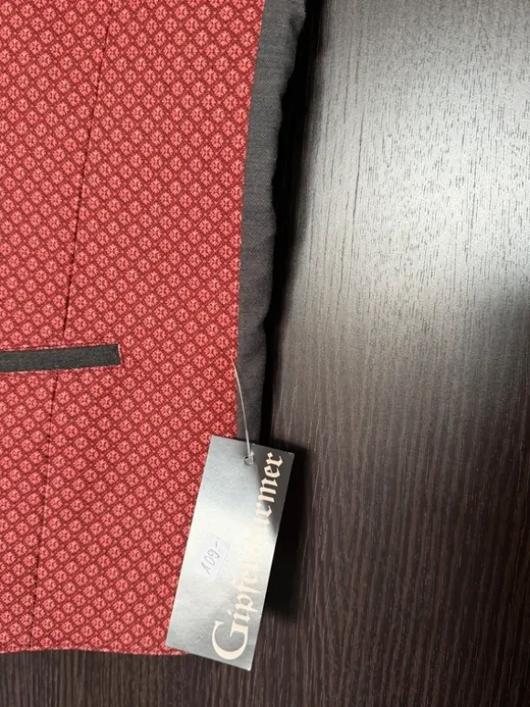 Trachtenjacke rot Größe 62 mit Etikett