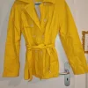 Trenchcoat gelb