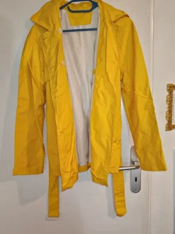 Trenchcoat gelb