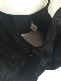 Triumph BH in schwarz Größe 80G