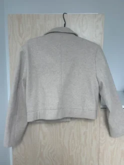 Tussenjas beige