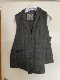 Tweed Anzug