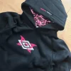 Umbro x Mertra Hoodie | Schwarz & Pink | Size S