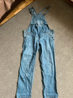 Umstandshose- Latzhose