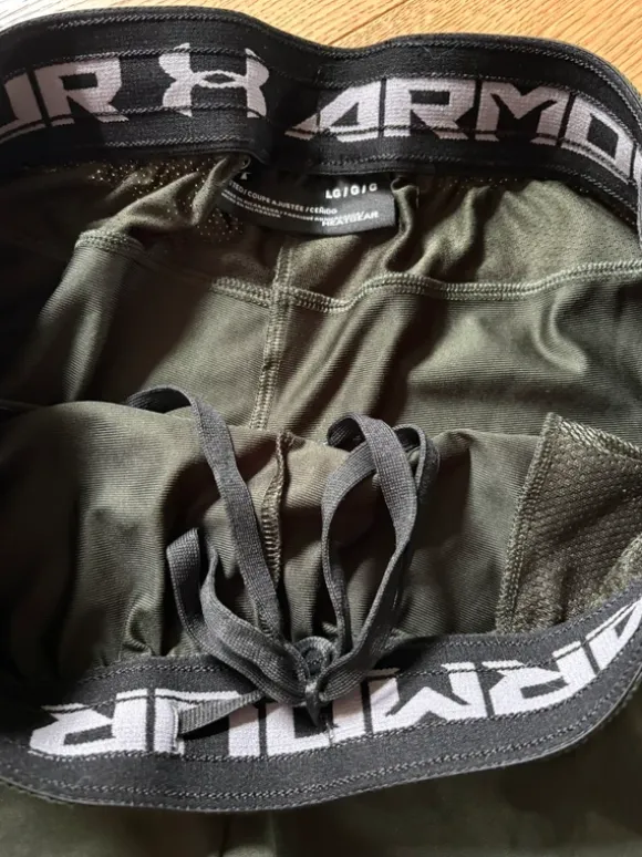 Under Amour Sporthose mit Taschen L