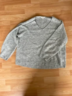 V-Ausschnitt Pullover
