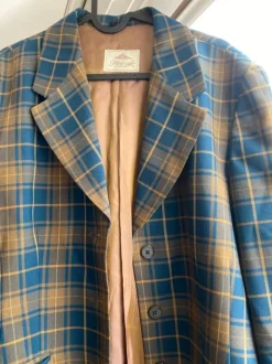 Vintage Blazer aus reiner Schurwolle