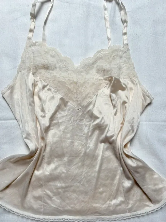Vintage Creme Top