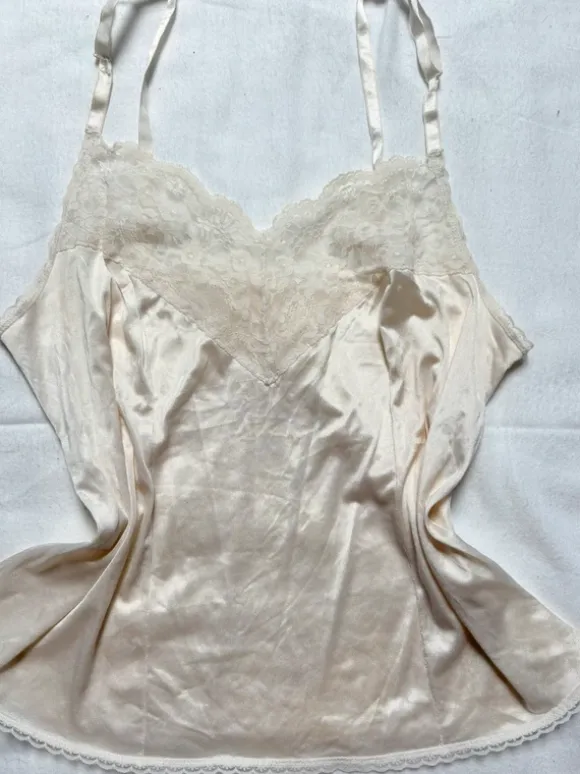 Vintage Creme Top