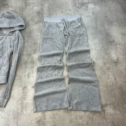 Vintage Juicy Couture Velour Tracksuit Größe S | low waist | Jogger/set | Y2K Berlin | 2000s