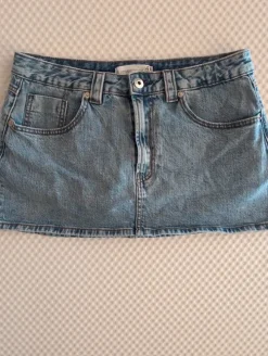 Viraler Skort