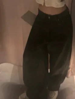 weekday Astro baggy jeans streetwear
