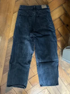 Weekday Astro Jeans (W27 L32)
