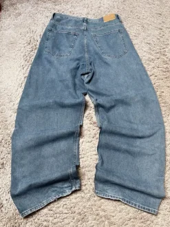 Weekday Baggy Jeans W30/L34