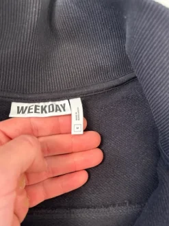 Weekday Zipper M