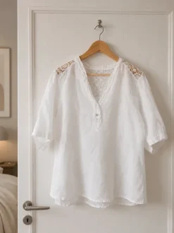 Weiße Bluse mit Leinen und Spitze Größe 40 / 42