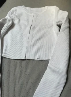 Weiße Cropped Strickjacke