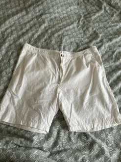 Weiße Herren Shorts in Größe XL von H&M zu vergeben