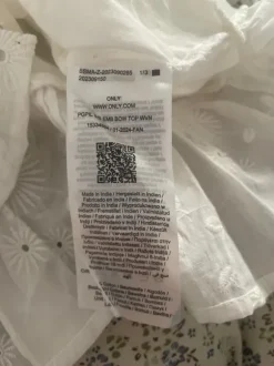 Weiße kurzärmelige Bluse von Pigalle in M
