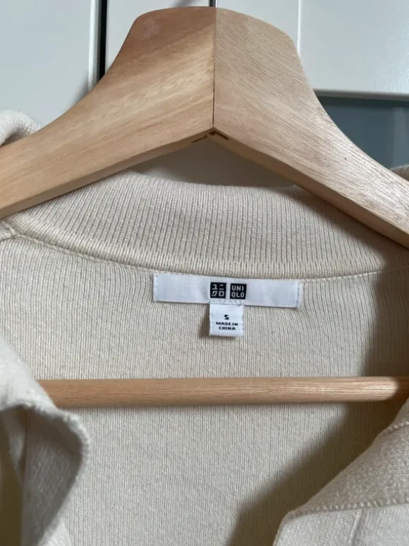 Weißer Pullover Uniqlo