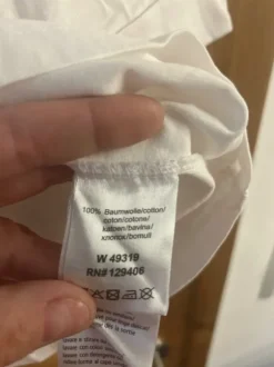 Weißes Shirt