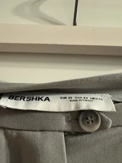 Weite Hose Bershka
