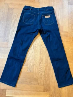 Wrangler Jeans Greensboro / Blau / 36-32