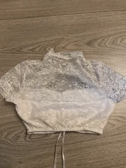Wunderschöne Dirndl Bluse