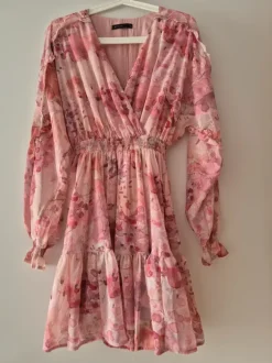 Wunderschönes Kleid