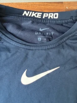 2x Nike Pro Shirts