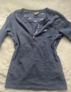XS-Vintage Hollister Longsleeve